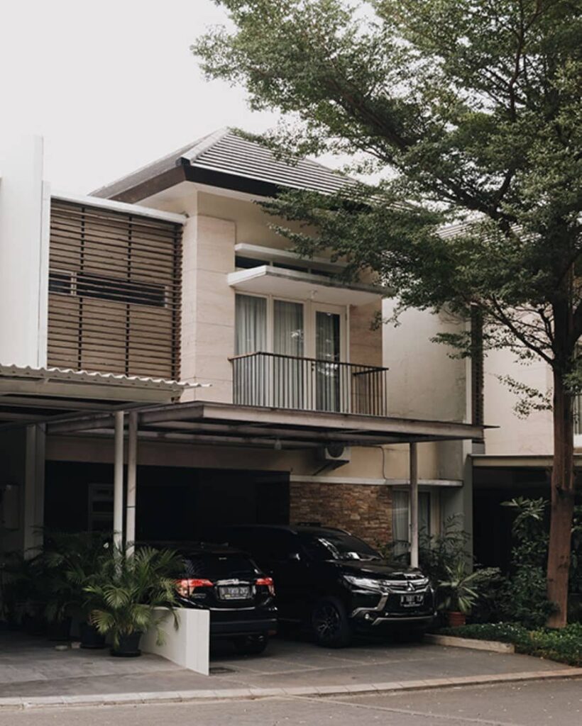 Serena Hills