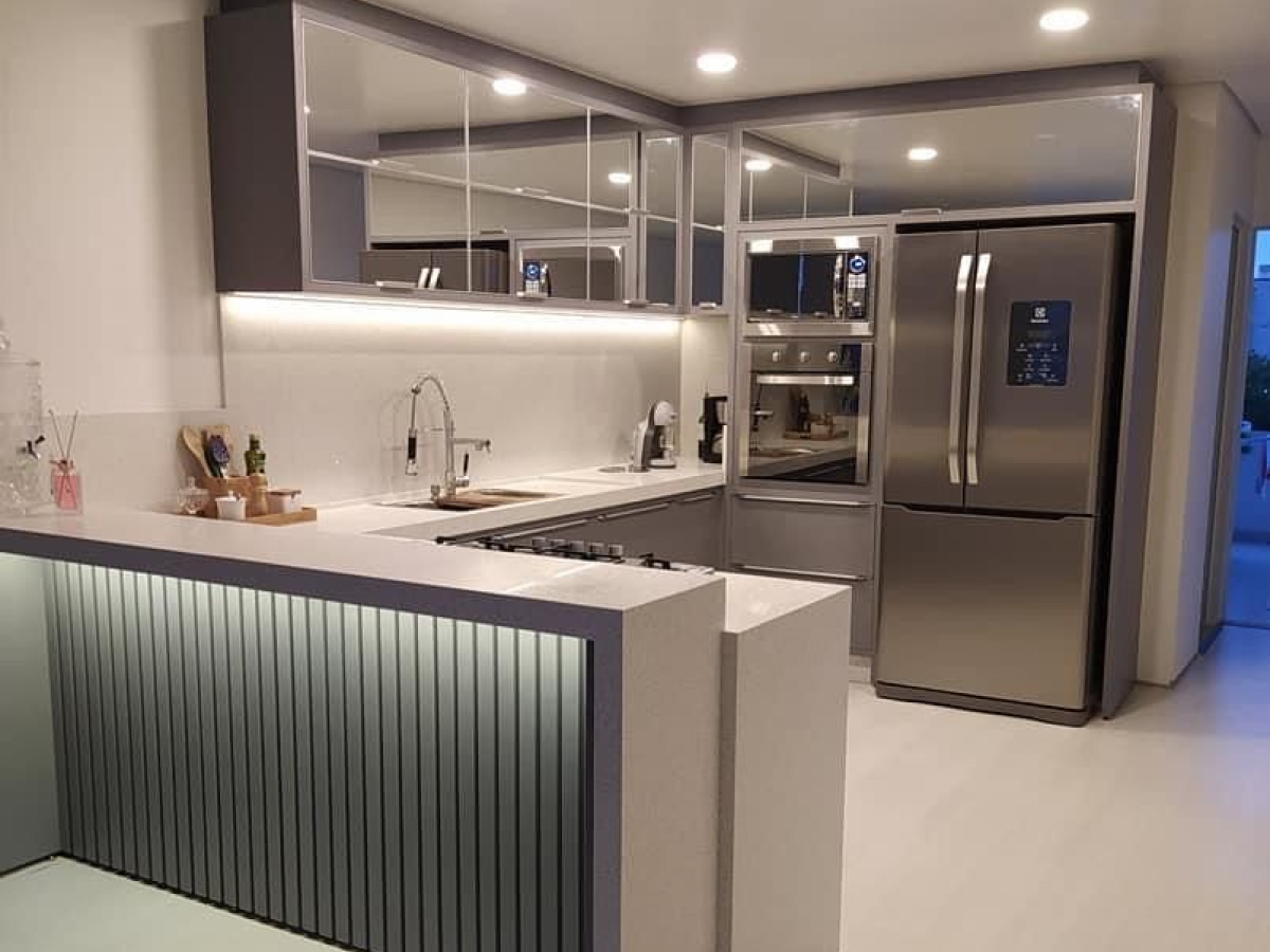 Model Minimalis Modern dengan Sentuhan Futuristik